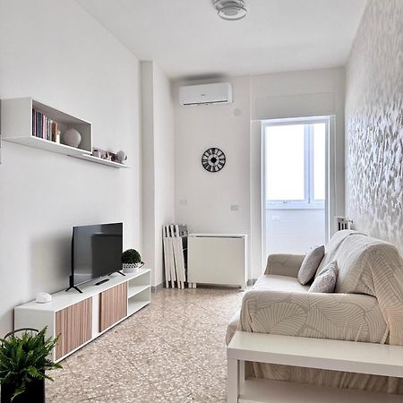 Aliste Apartment Brindisi Esterno foto