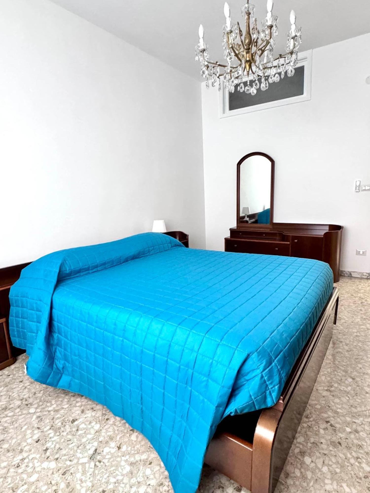 Aliste Apartment Brindisi Esterno foto