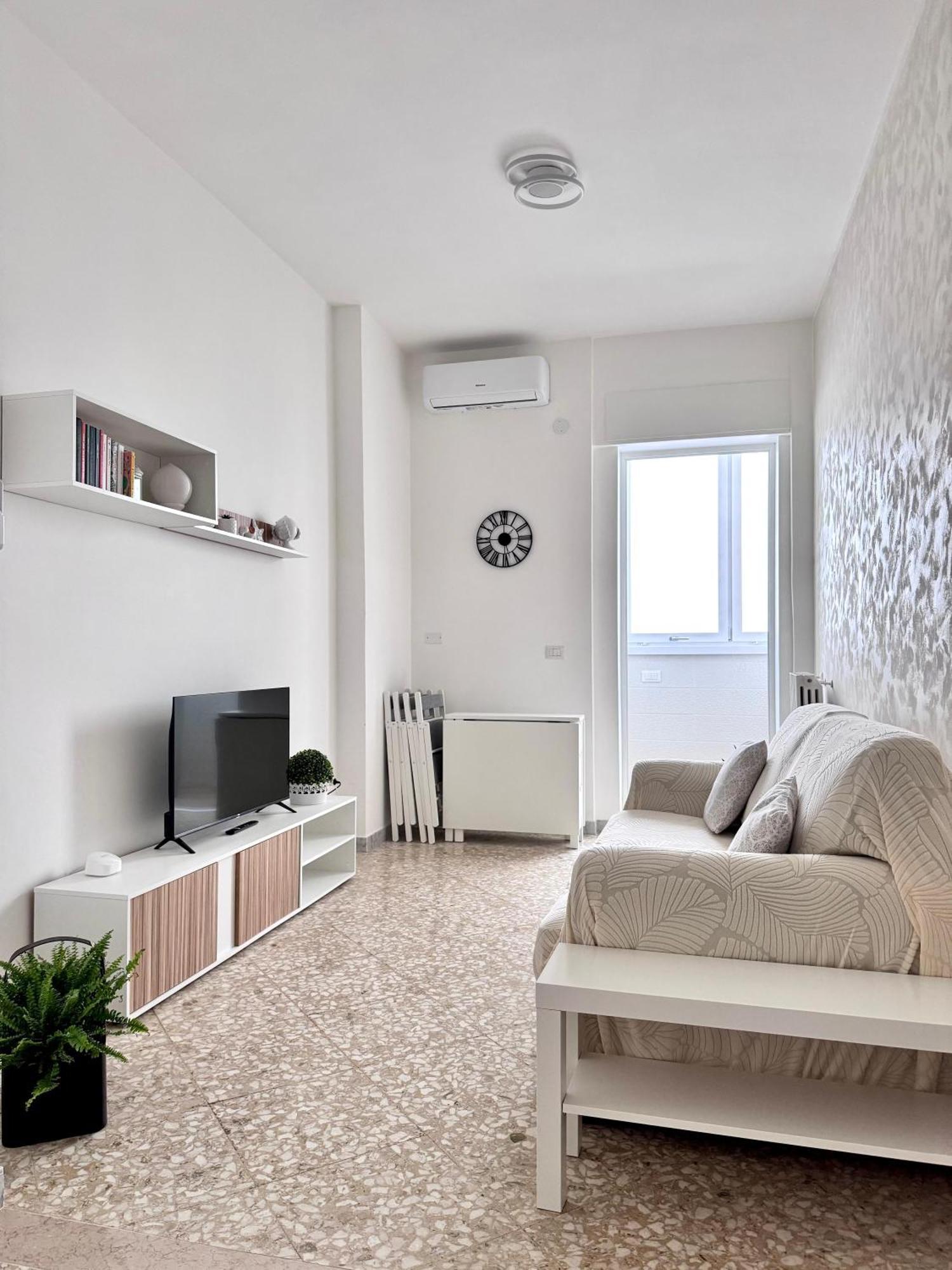 Aliste Apartment Brindisi Esterno foto